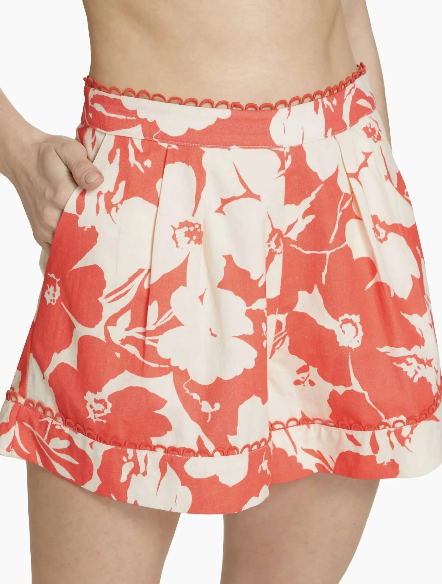Amur - Adyson Flare Shorts