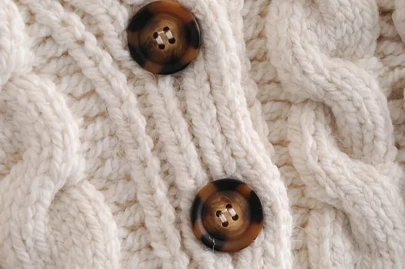 CROPPED CABLE-KNIT CARDIGAN