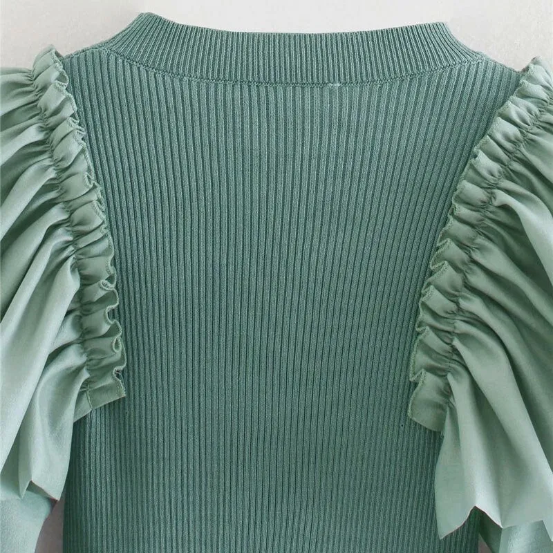 RUFFLE PATCHWORK CROPPED KNITTED BLOUSE